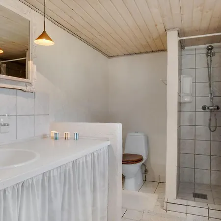 Prázdninový dům Lovely In With Wifi